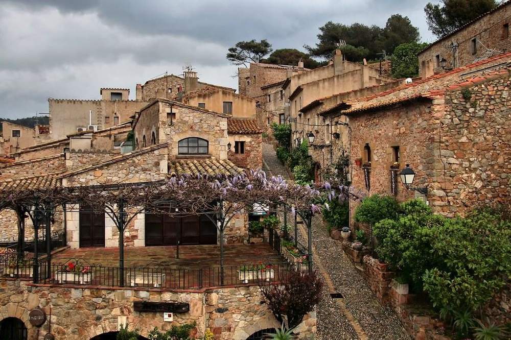 Tossa de Mar, Girona: A Complete Travel Guide