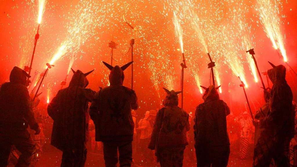 Celebrating Summer: A Guide to Barcelona's Best Festivals in August