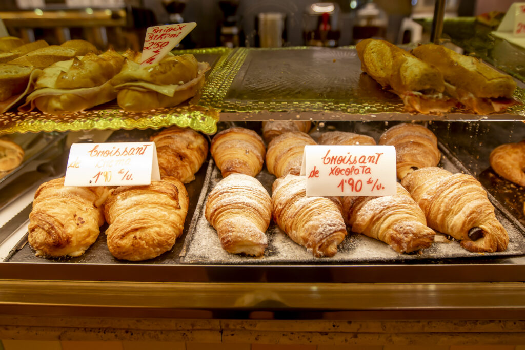 Forn-Mistral-pastry-eye-on-food-tours